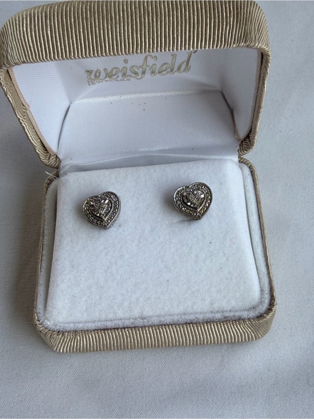 Weisfield Silver Heart Stud Earrings Sparkling Crystal Fine Womens Jewelry Gift